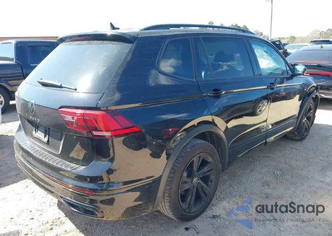 2023 Volkswagen Tiguan 2.0T Se R-Line Black из США, поврежденный, VIN 3VVCB7AX3PM114417